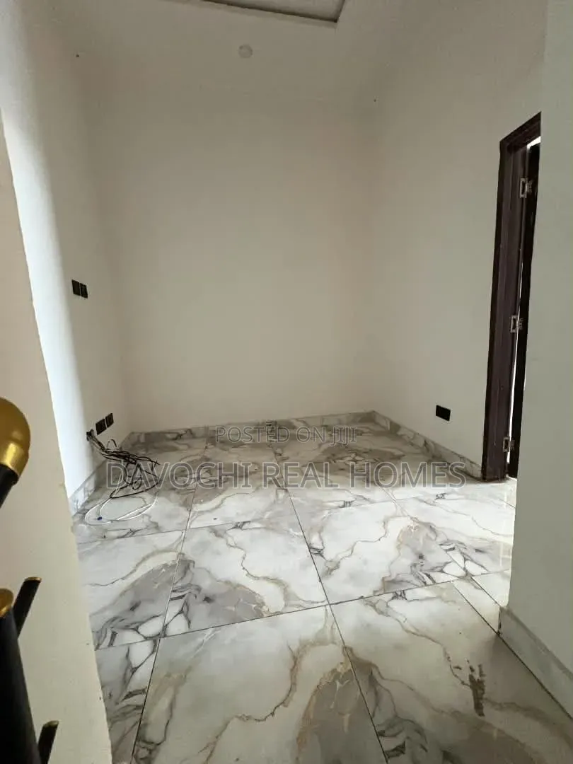 3bdrm Duplex in Abraham Adesanya Estate for rent in Abraham Adesanya Estate