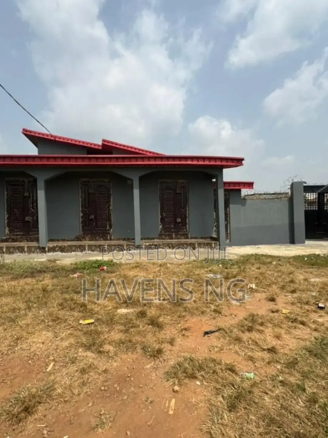 4bdrm Apartment in Apata for sale in Apata