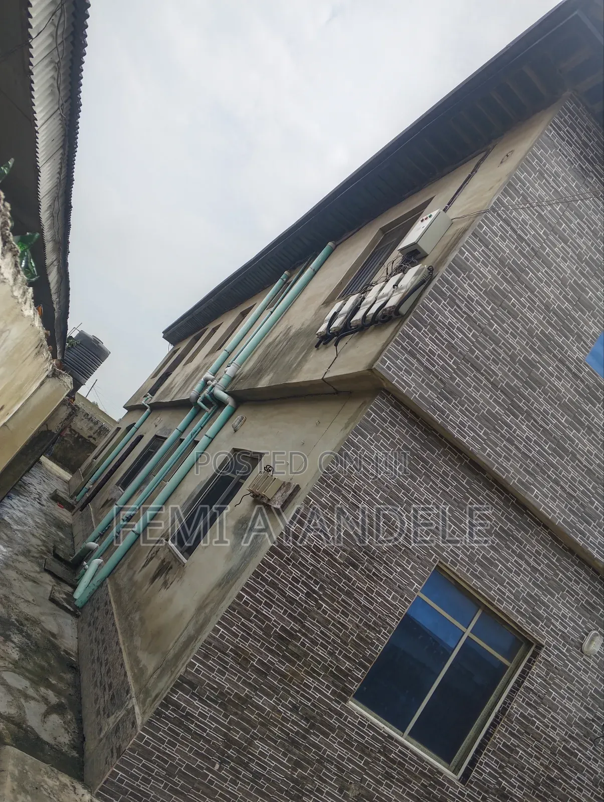 Furnished 10bdrm Block of Flats in Igbogbo Estate for sale in Igbogbo