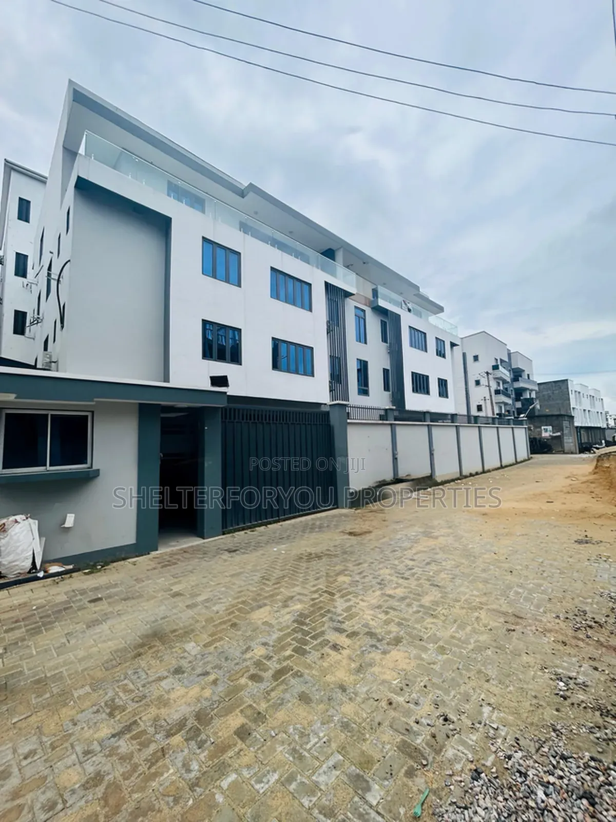 2bdrm Apartment in Lekki Phase 1 for sale in Lekki Phase 1