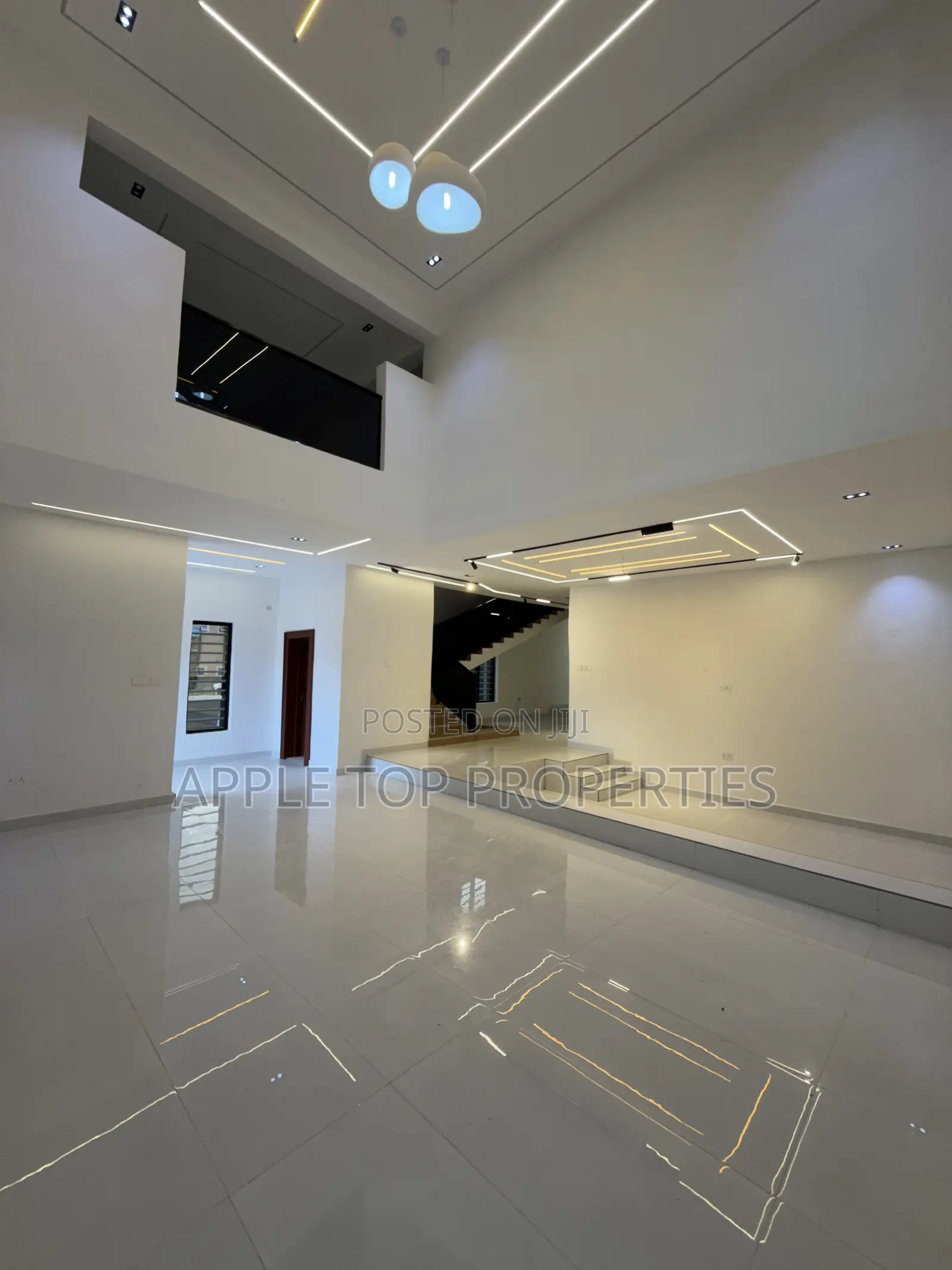 4bdrm Duplex in Enugu for sale in Enugu