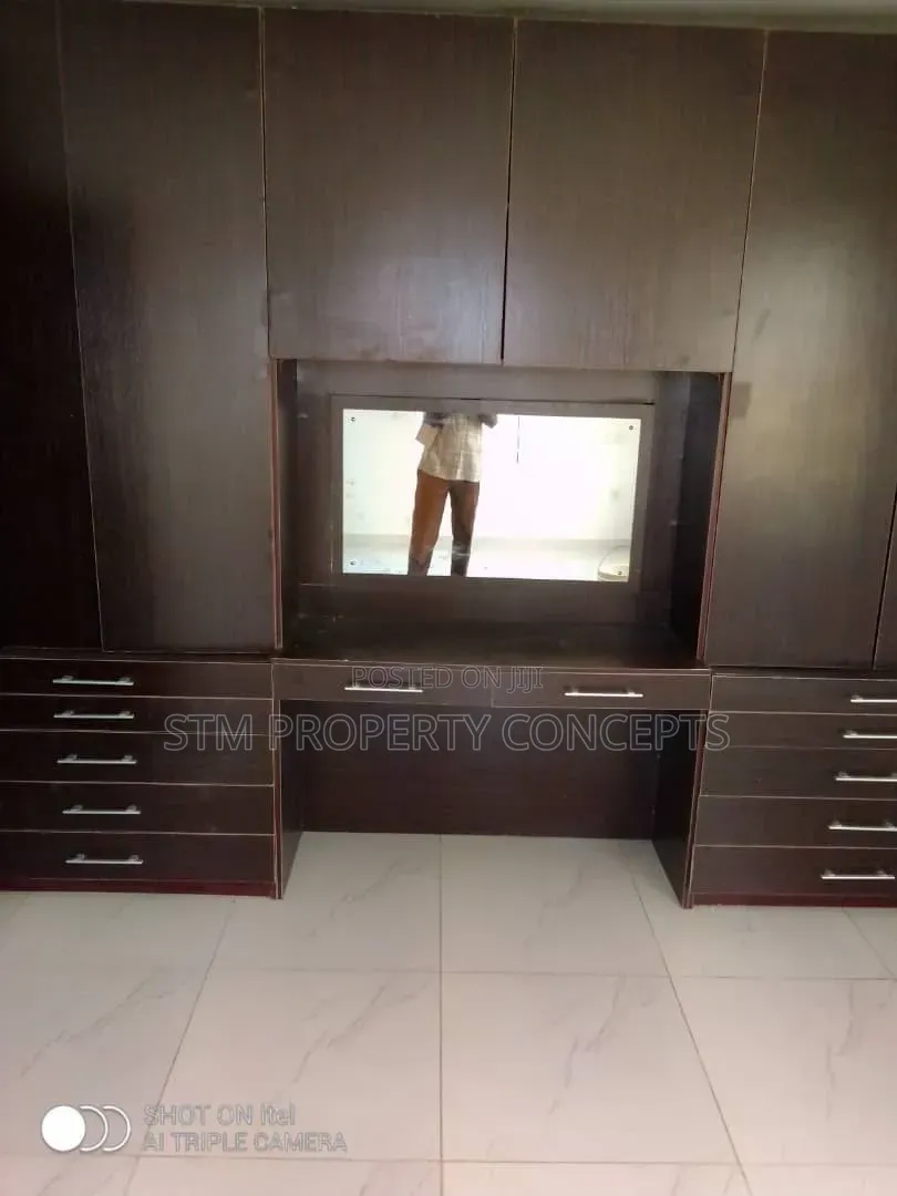 Furnished 3bdrm Apartment in Alaka/Iponri for rent in Alaka/Iponri