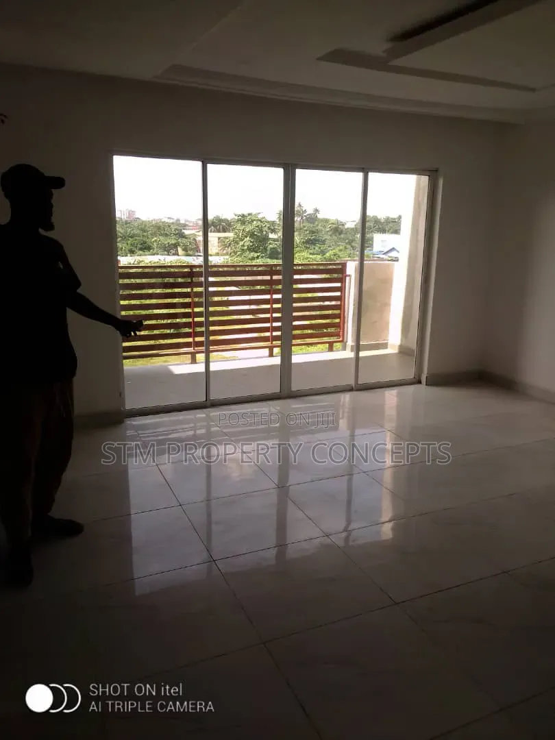 Furnished 3bdrm Apartment in Alaka/Iponri for rent in Alaka/Iponri