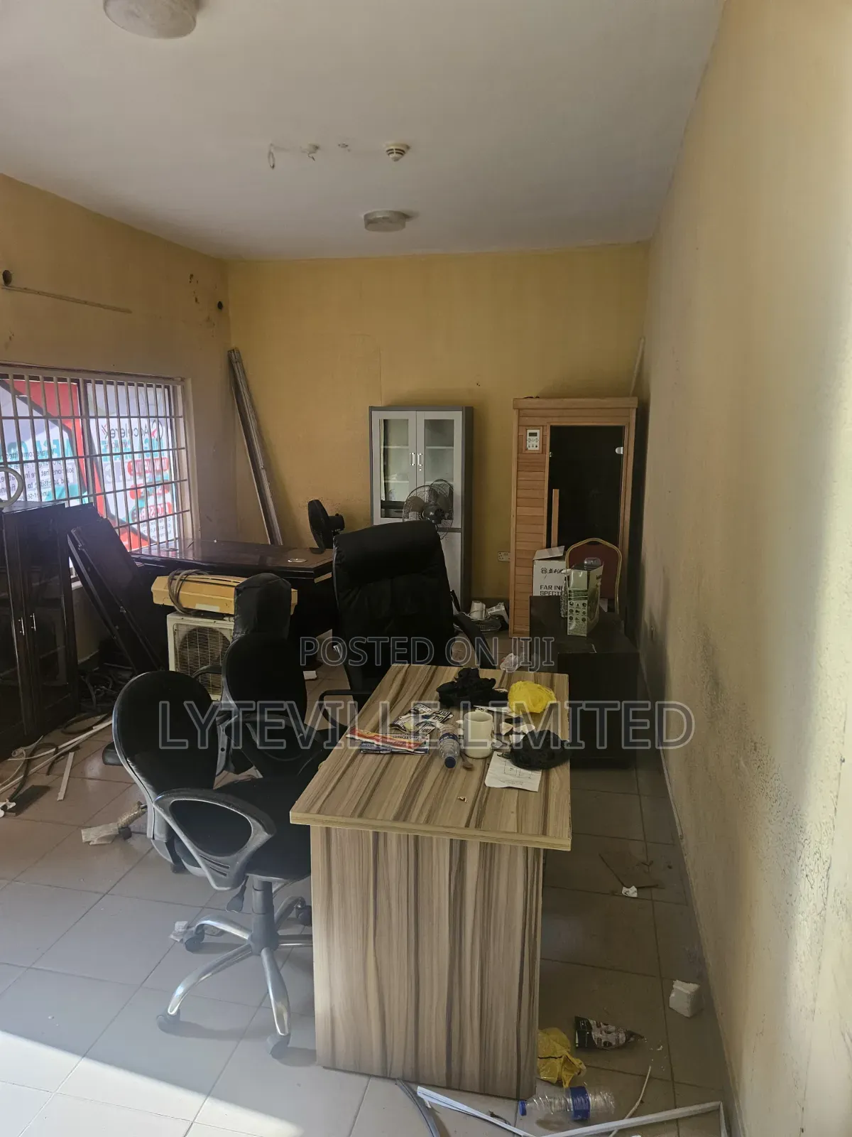 Office Space 29sqm in Utako