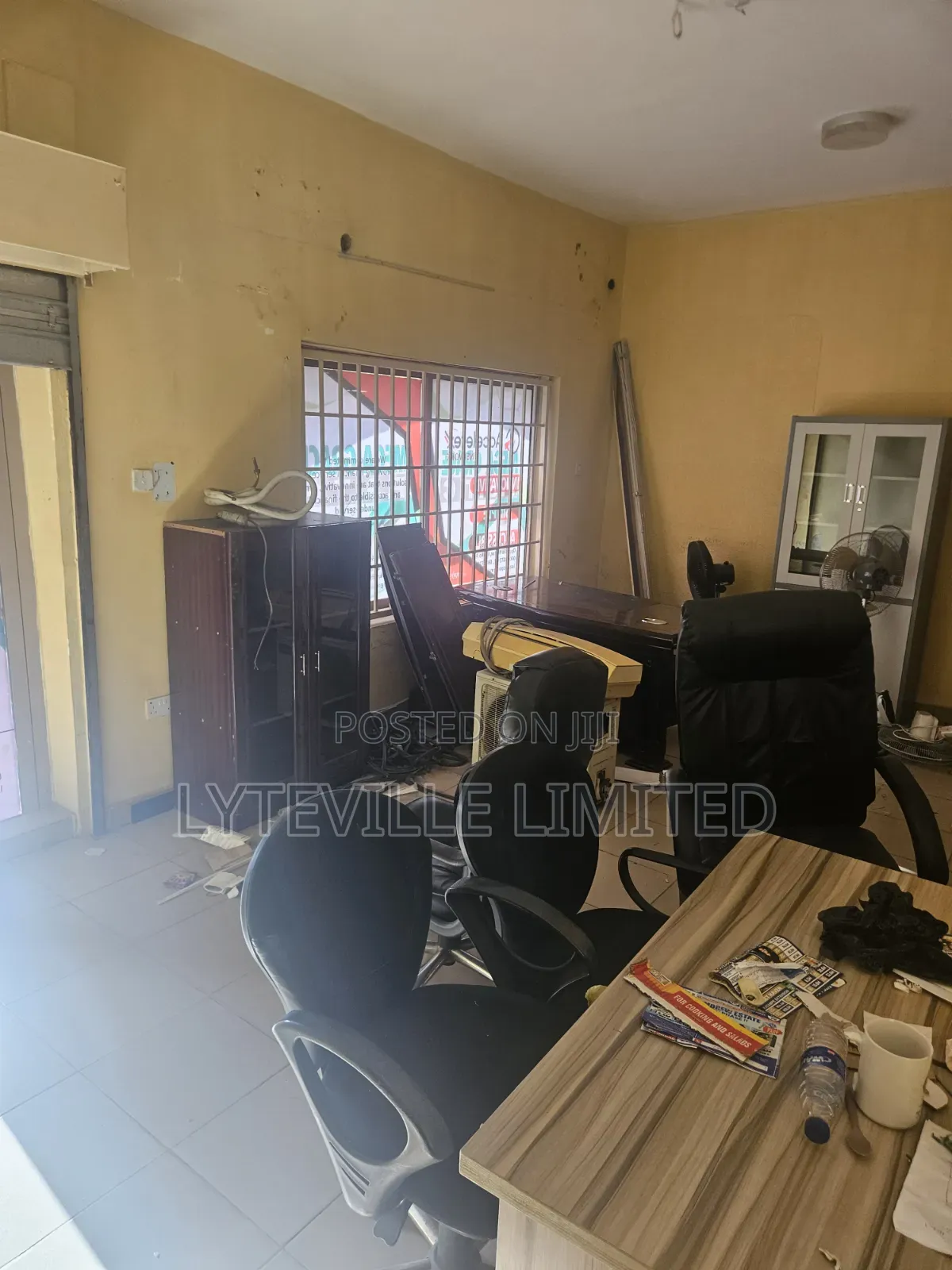 Office Space 29sqm in Utako
