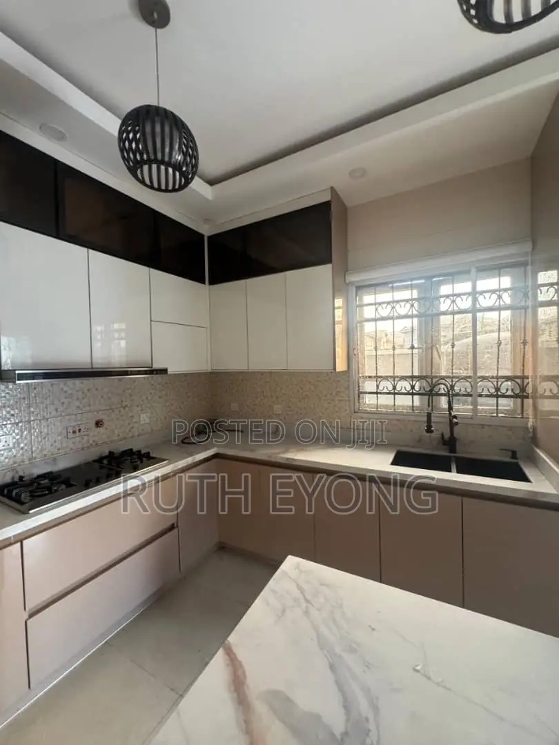 5bdrm Duplex in Lekki County Home, Ikota for rent in Ikota