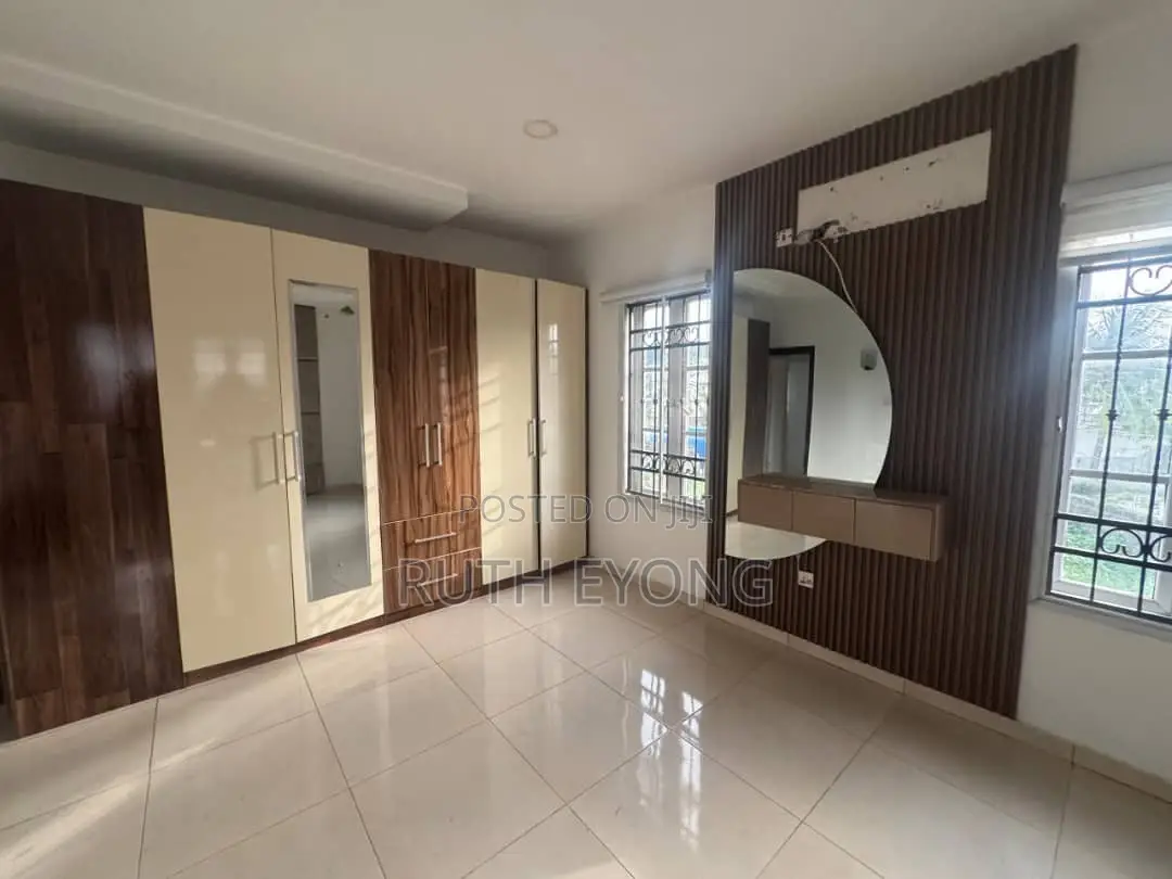 5bdrm Duplex in Lekki County Home, Ikota for rent in Ikota