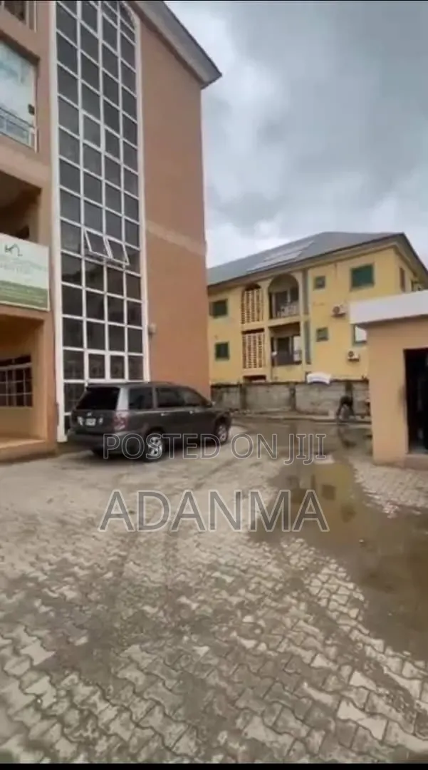 Plaza for Sale in Jabi