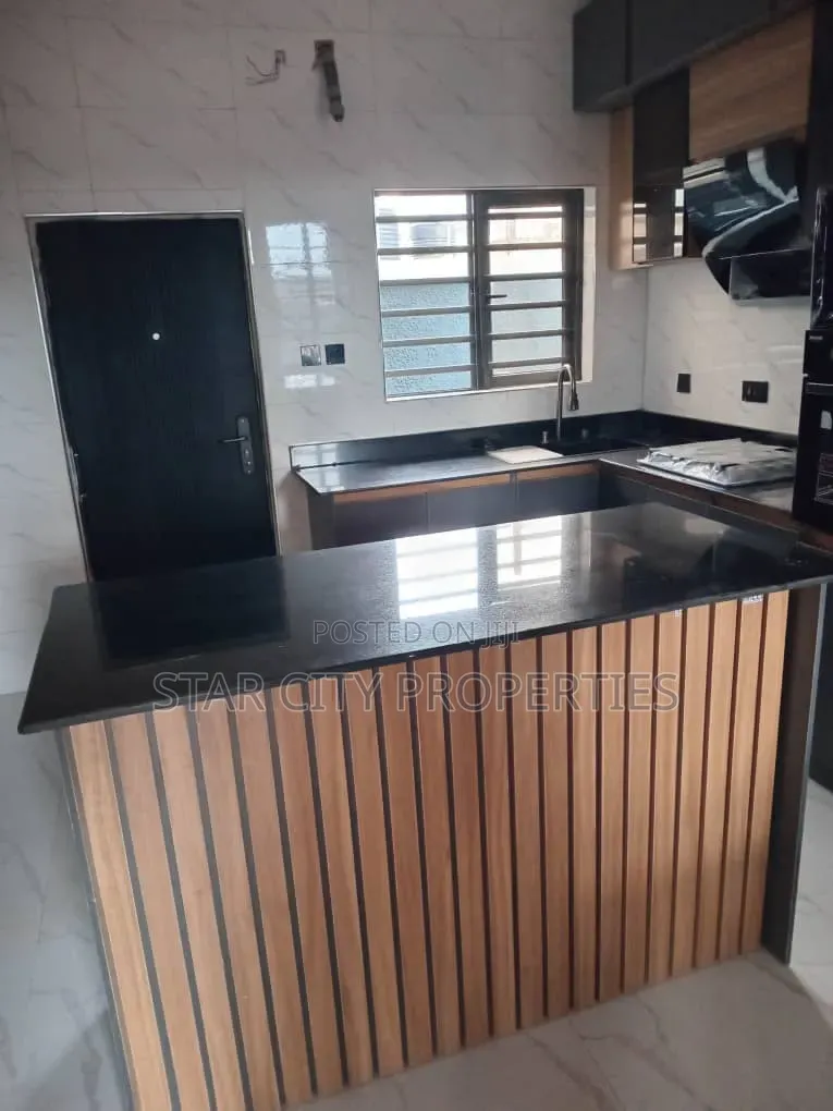 4bdrm Townhouse/Terrace in Opebi for sale in Opebi
