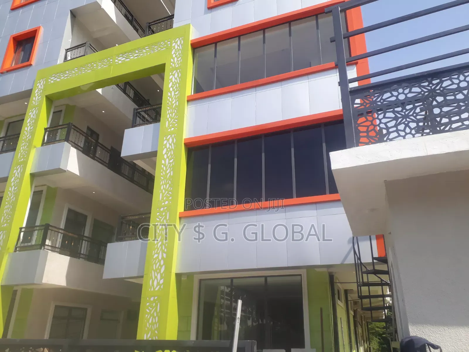 Shop Space and Office Space in Zone 5 / Wuse