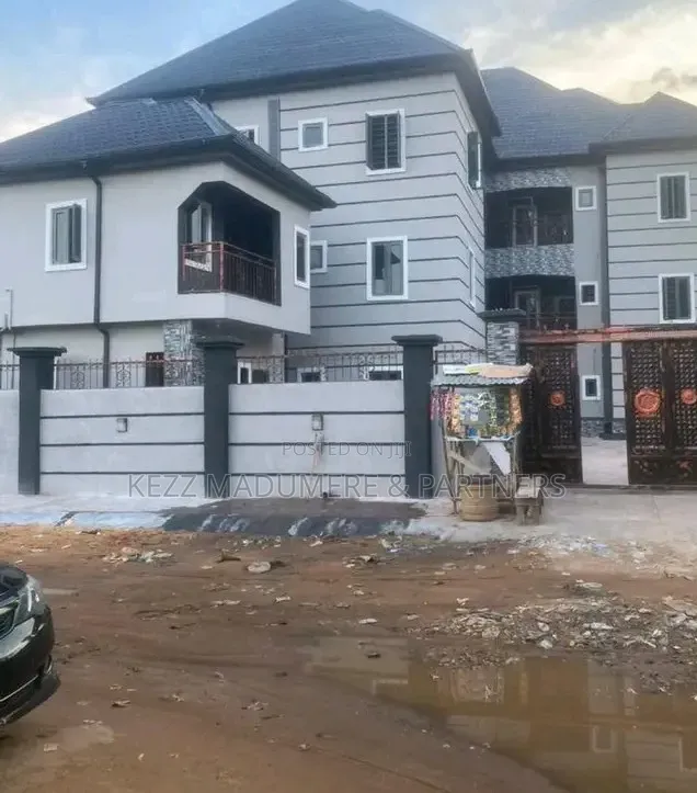 10bdrm Block of Flats in Spibat Umudagu Prof. for sale in Owerri
