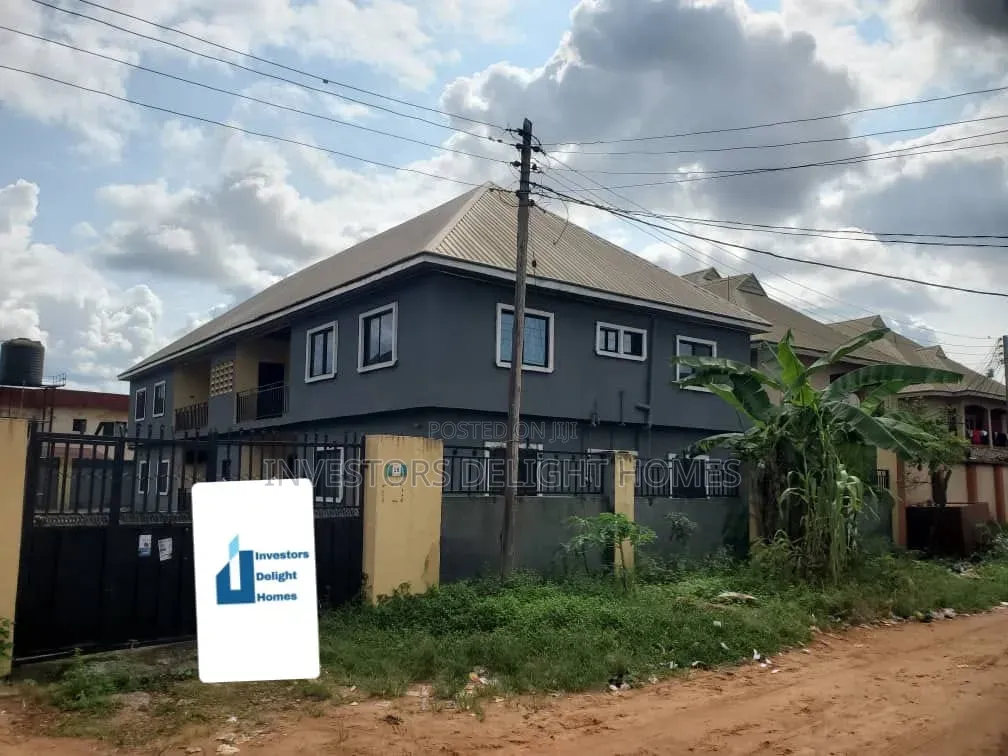 3bdrm Block of Flats in Oshimili South for sale in Oshimili South