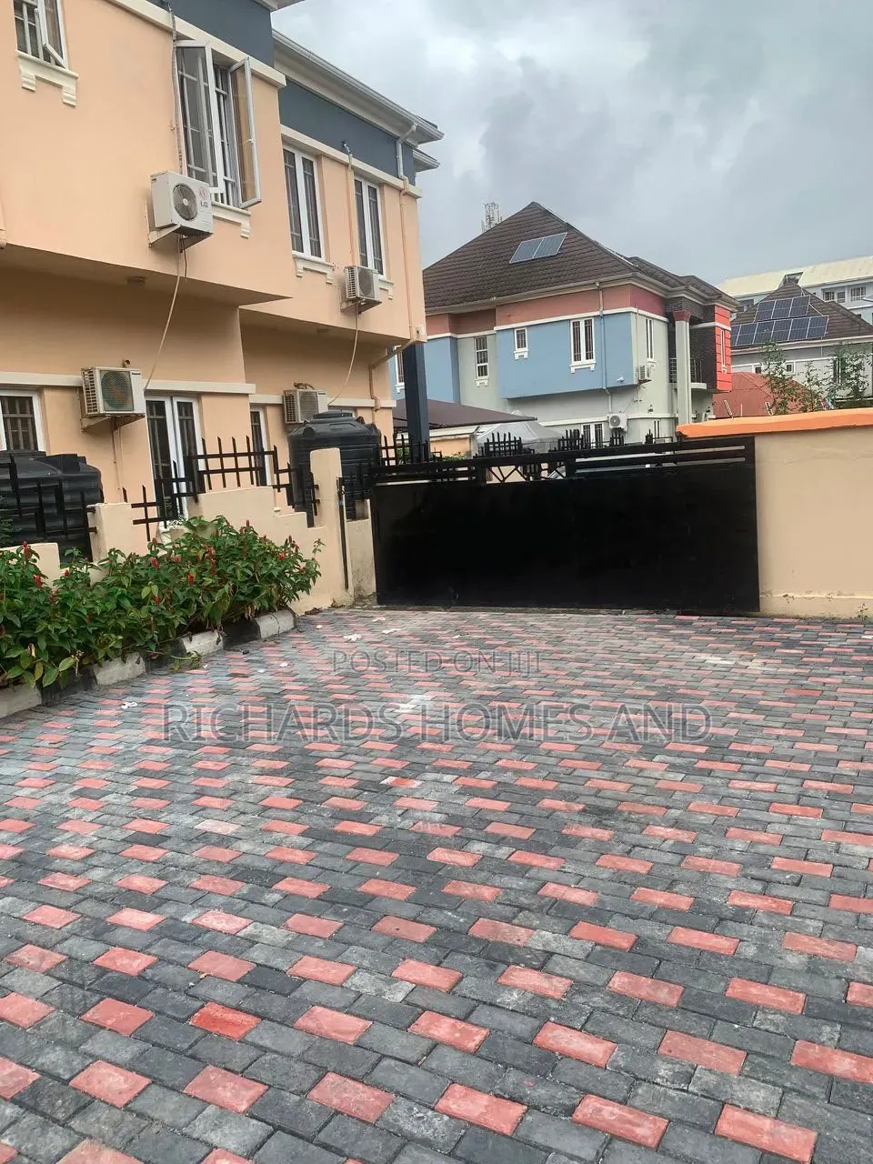 4bdrm Duplex in Southern Sun Estate, Ikota for rent in Ikota