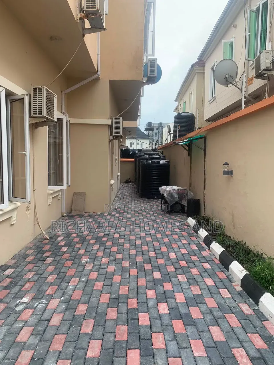 4bdrm Duplex in Southern Sun Estate, Ikota for rent in Ikota