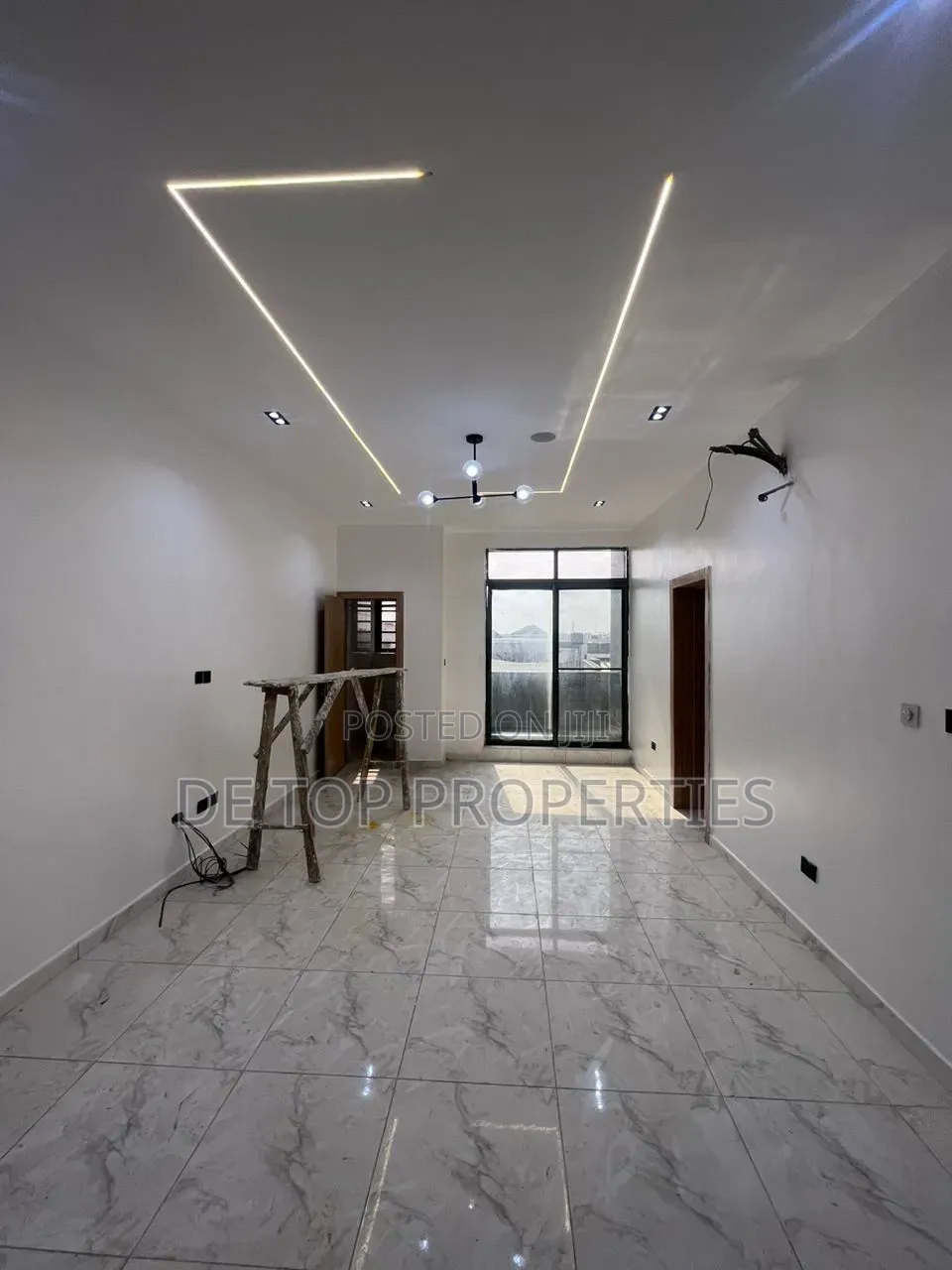 2bdrm Apartment in Ologolo Lekki for rent in Lekki Phase 1
