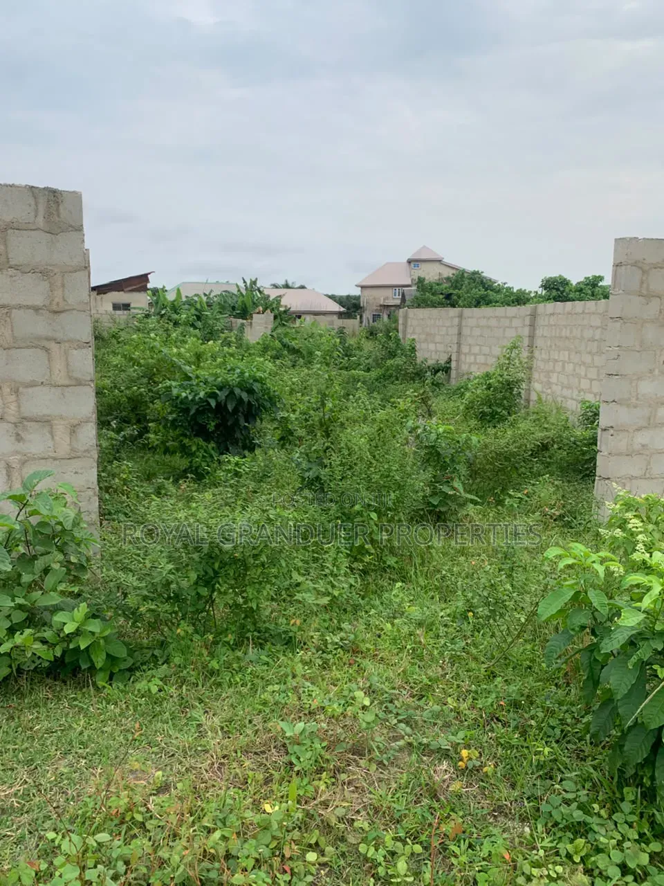 Perfect Half Plot of Land for Sale in Ikorodu