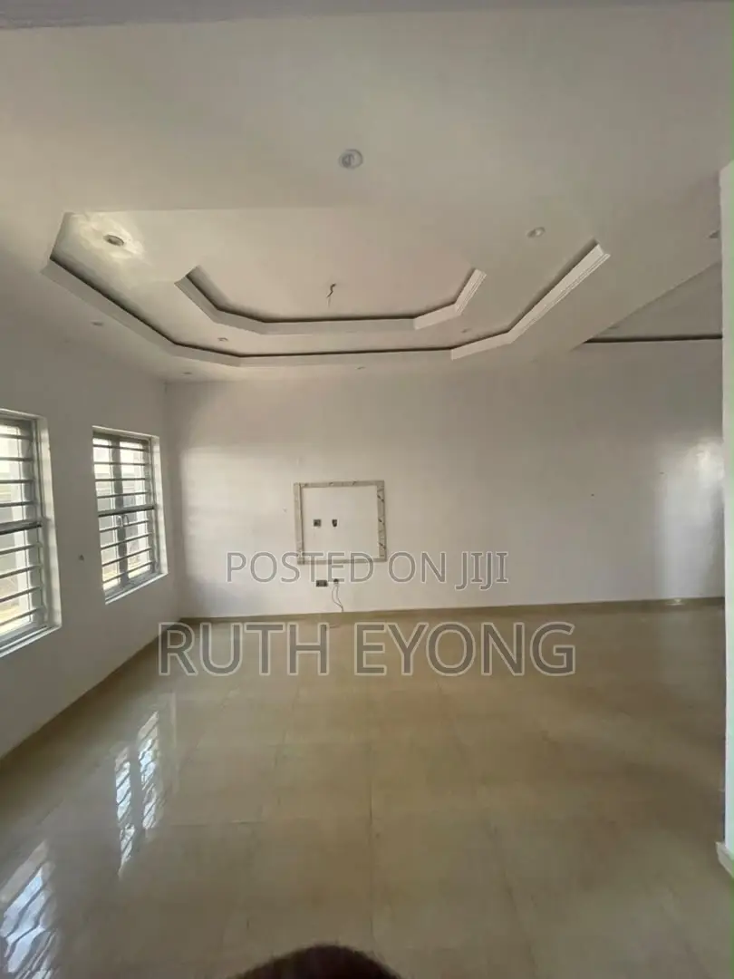 4bdrm Duplex in Salem Ikate for rent in Ikate