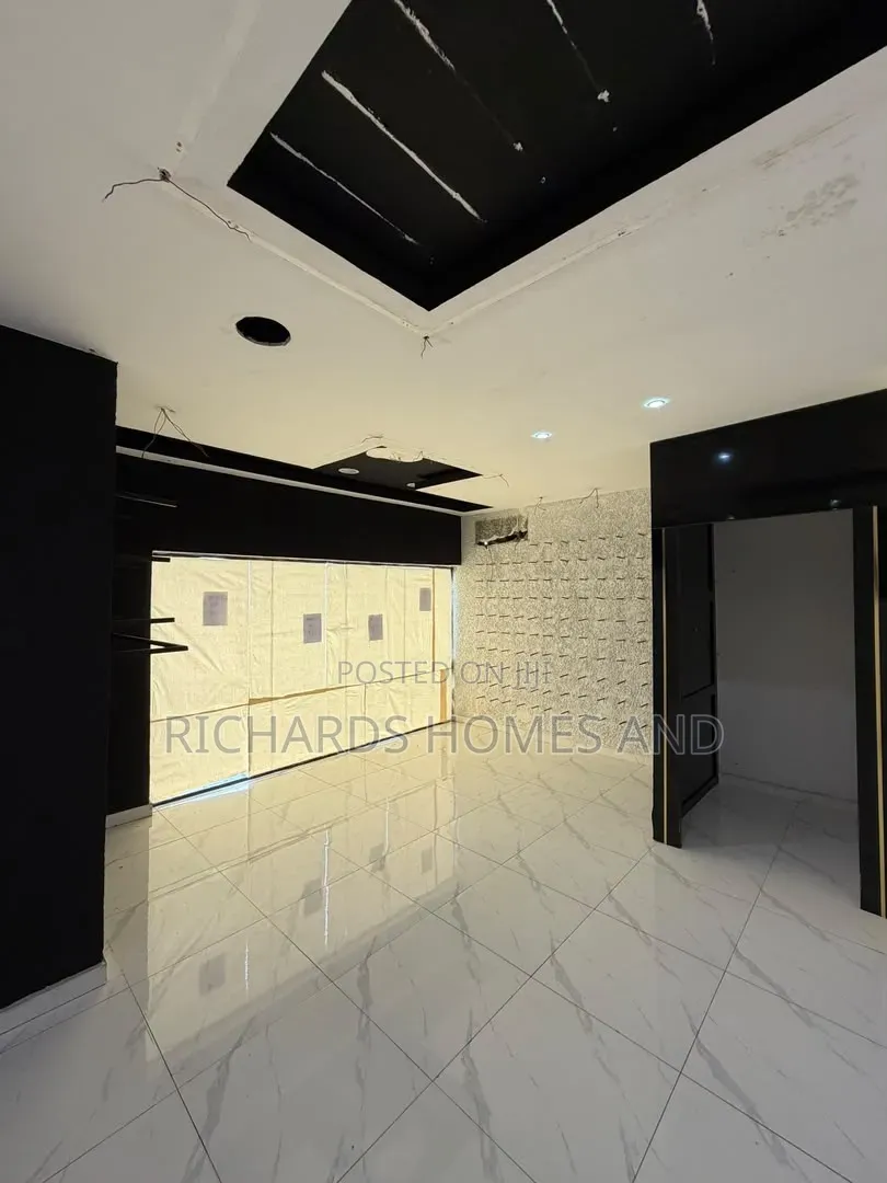 70 SQM of Office Space for Rent in Lekki Phase 1 in Lekki Phase 1