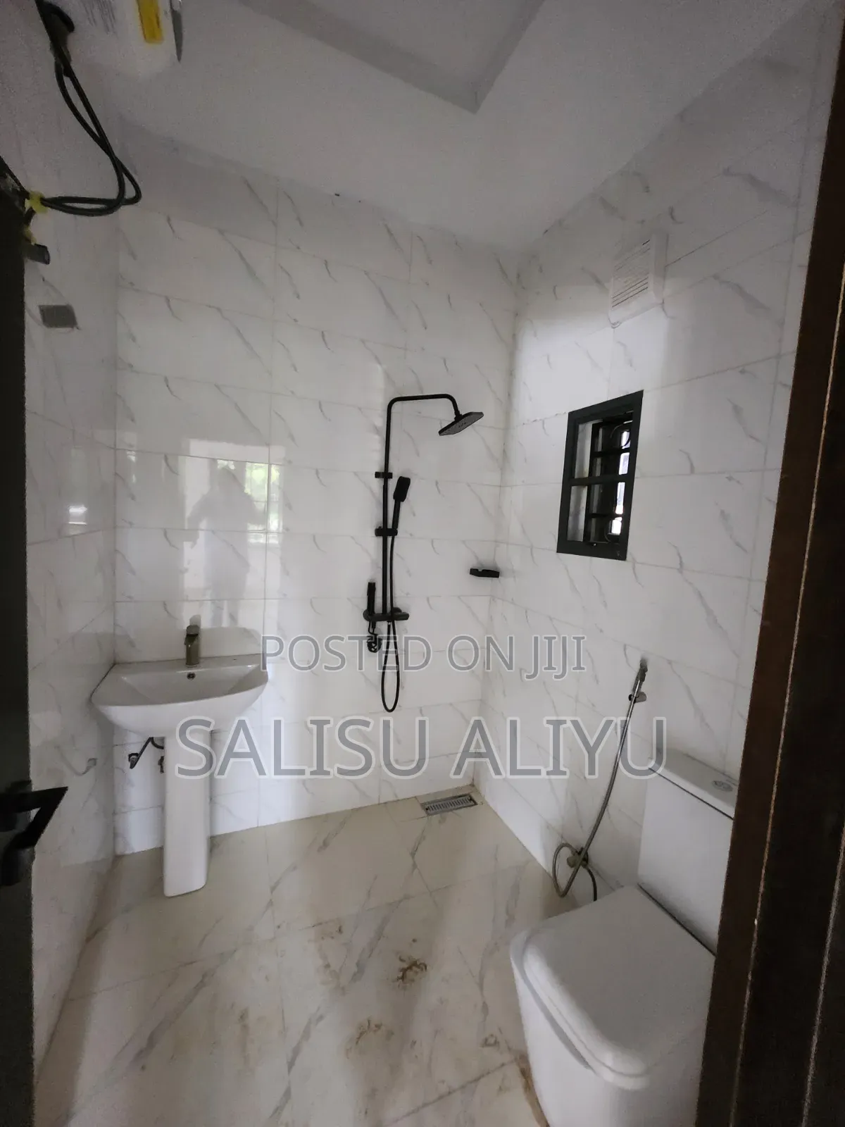 4bdrm Duplex in Life Camp for sale in Life Camp