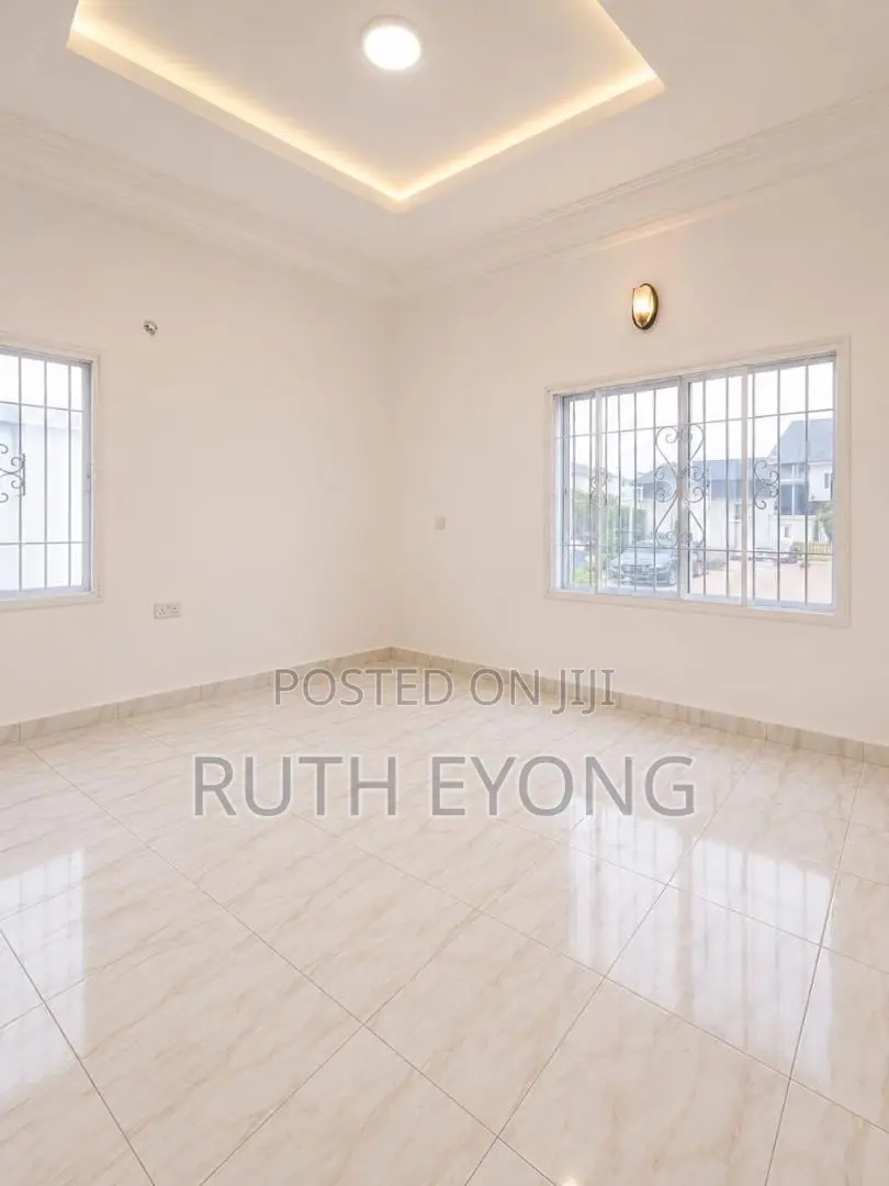 2bdrm Apartment in Ikate Lekk Lagos for rent in Ikate