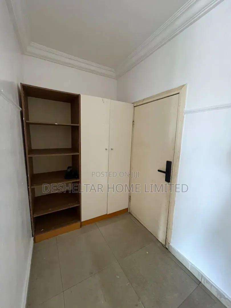 3bdrm Shared Apartment in Southern View Estate, Chevron for rent in Chevron