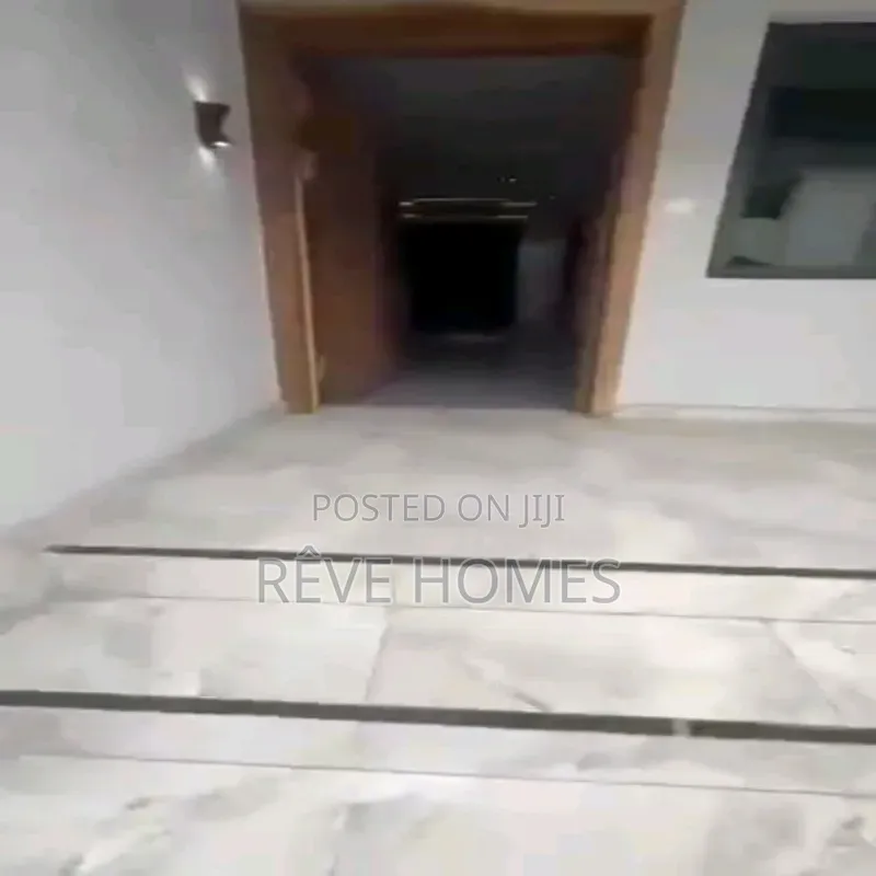 Furnished 3bdrm Block of Flats in Akoka for rent in Akoka