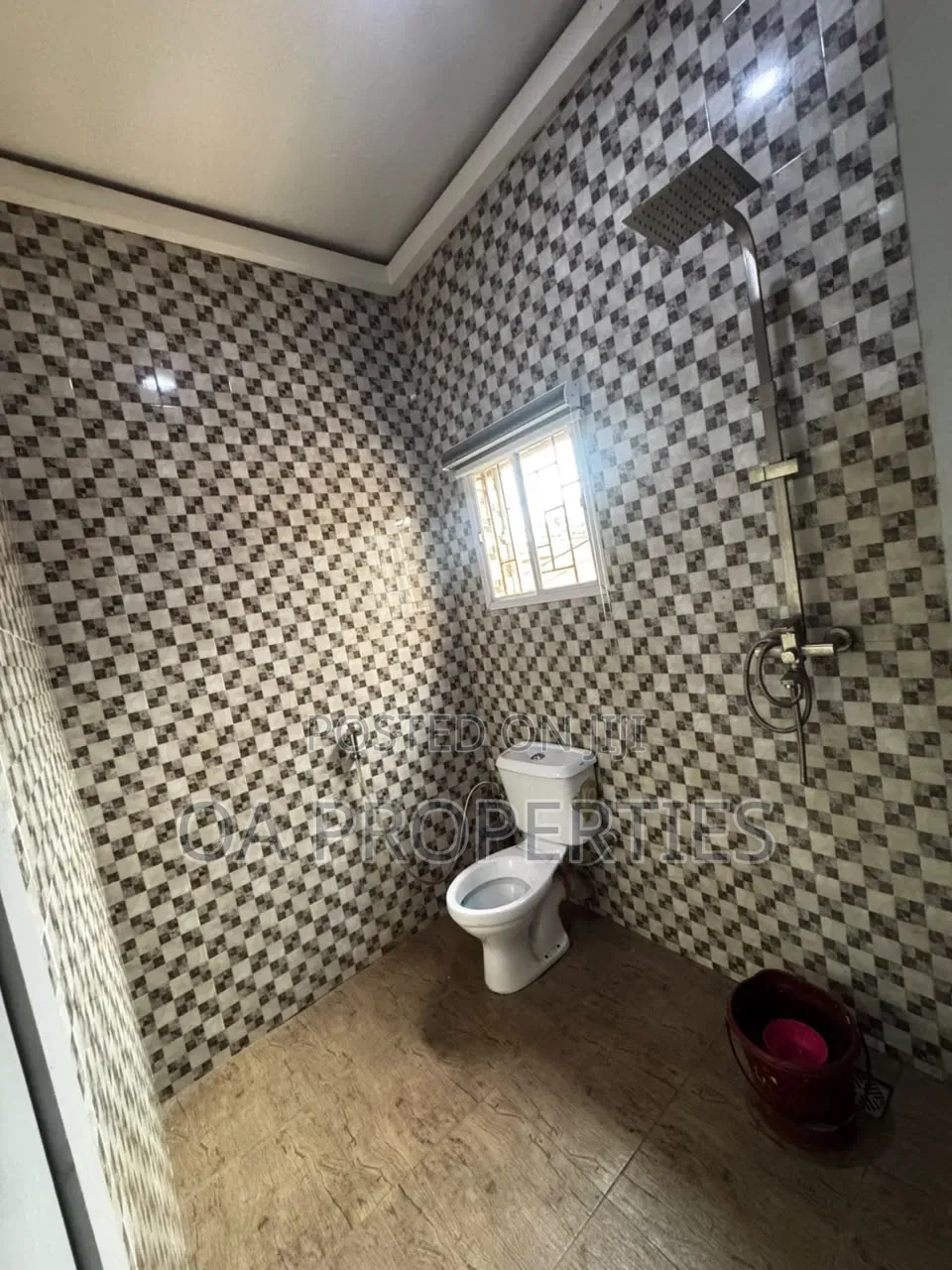 Commercial 6Bdrm Duplex With BQ Swimming Pool at Challenge, Ibadan in CHallenge / Ibadan