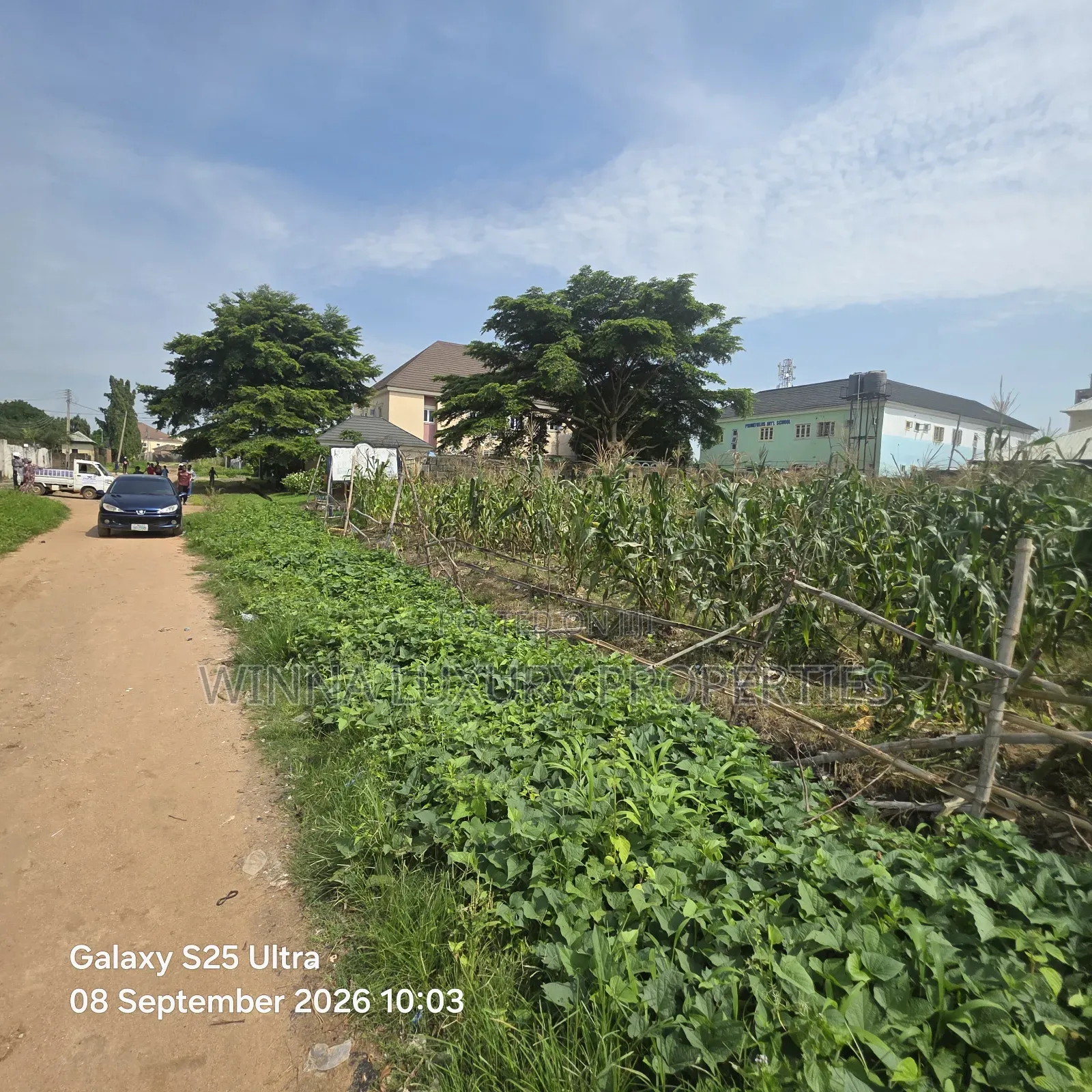 1000sqm FHA Land in Lugbe District