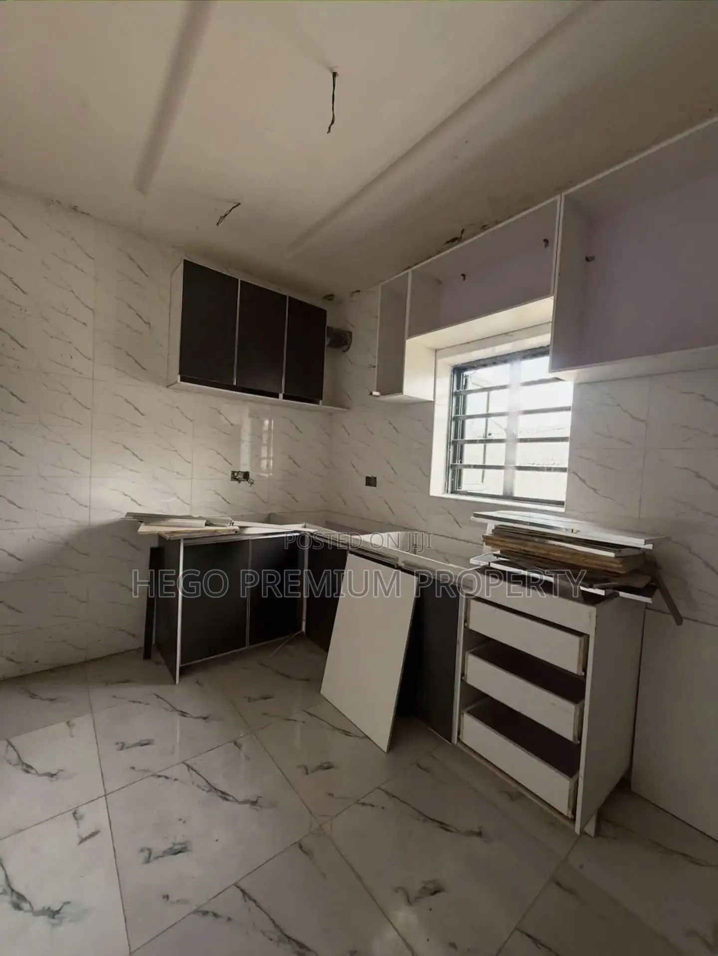 3bdrm Apartment in Woji Estate, Obio-Akpor for sale in Obio-Akpor