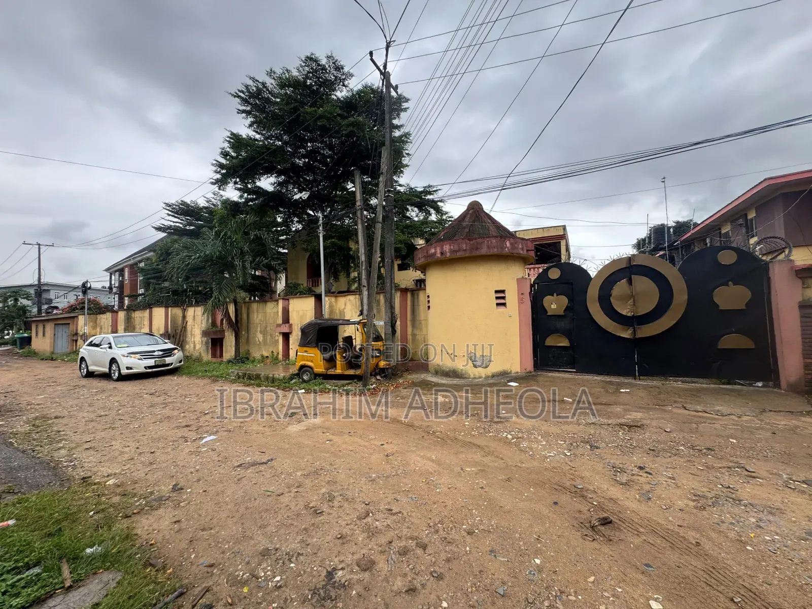 Land Measuring 1998sqm With a Demolishable Structure in Ilupeju Industrial Estate