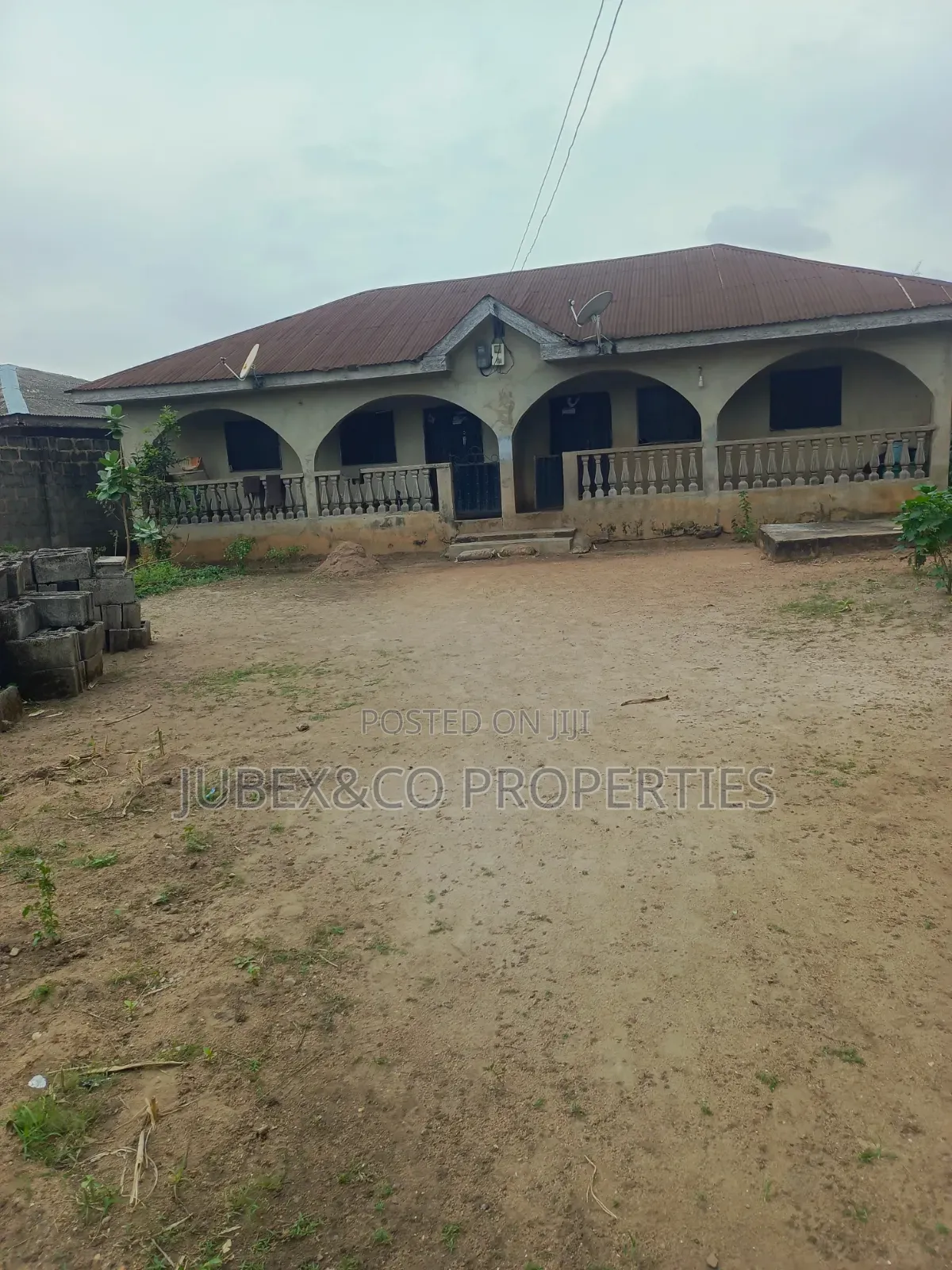2bdrm Bungalow in Singer Ewupe Sango for sale in Ado-Odo/Ota