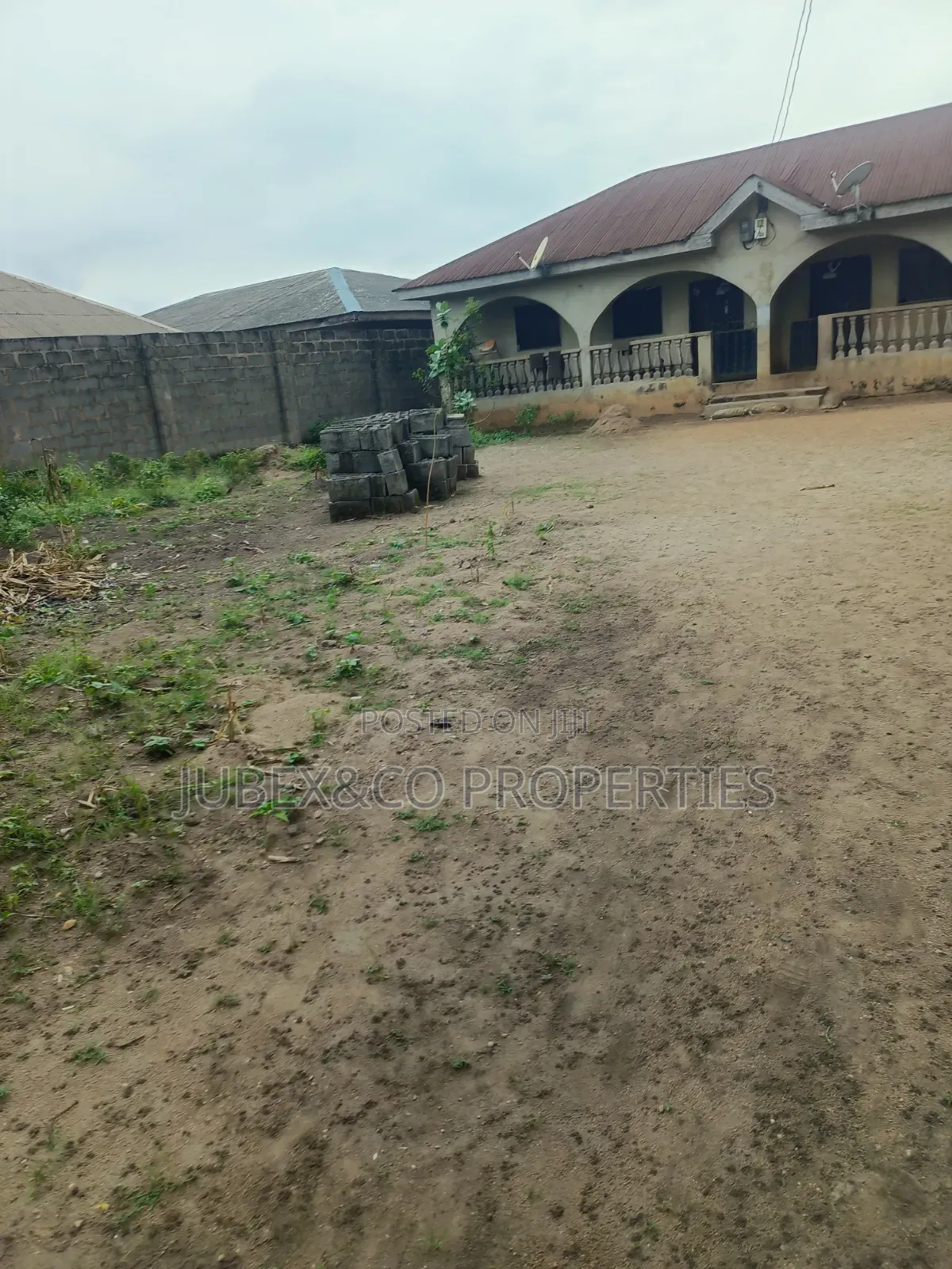 2bdrm Bungalow in Singer Ewupe Sango for sale in Ado-Odo/Ota