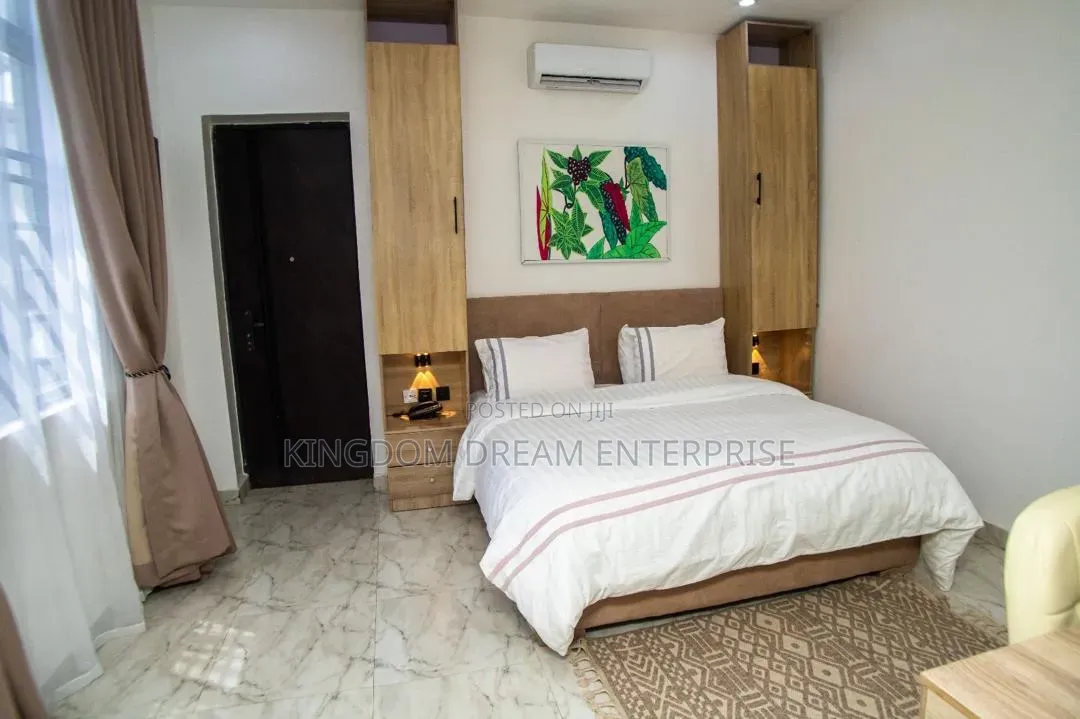3bdrm Apartment in Ikeja Gra Lagos for sale in Ikeja GRA