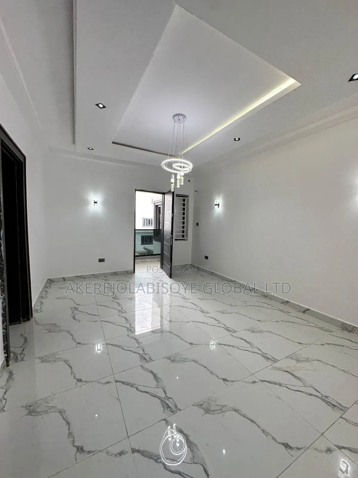 5bdrm Duplex in Before Paradise, Life Camp for rent in Life Camp