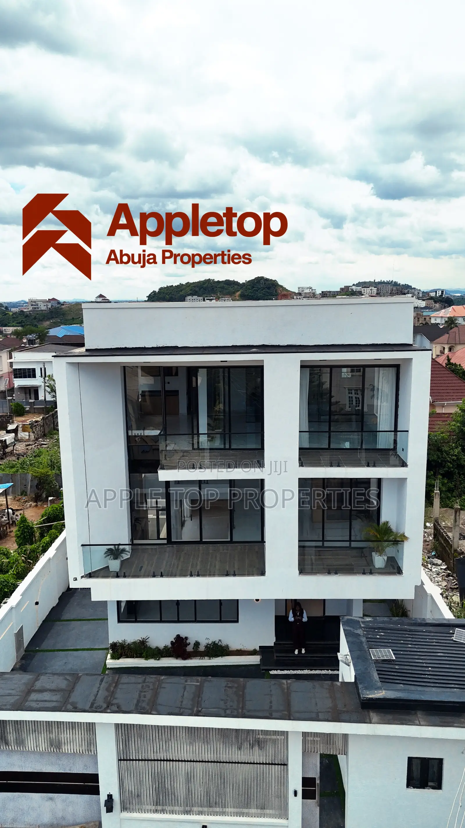 5bdrm Villa in Apo District for sale in Apo District