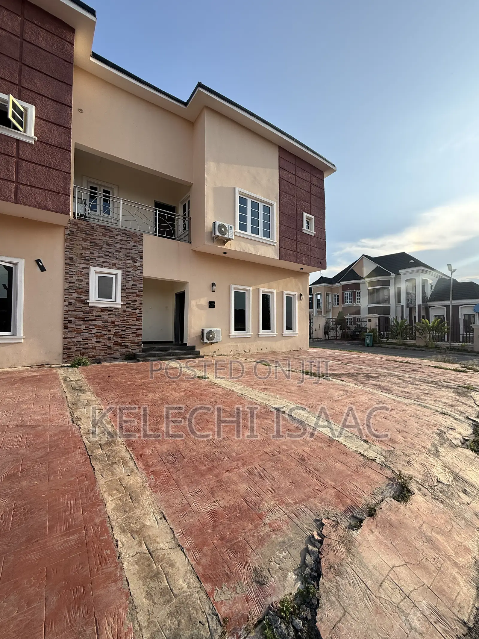 Furnished 3bdrm Duplex in New Planet Homes, Lugbe District for sale in Lugbe District