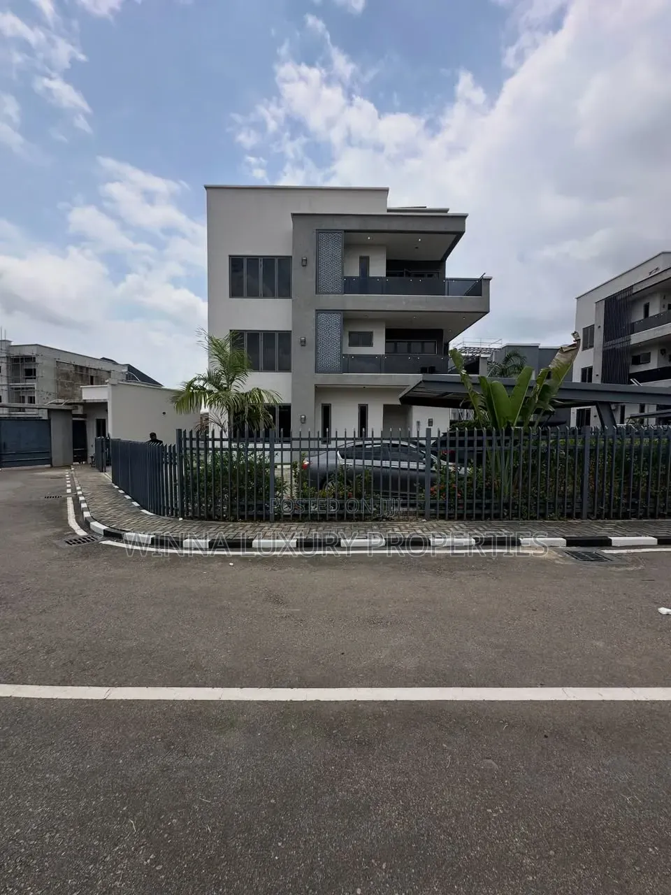 6bdrm Mansion in Wuye Main for sale in Wuye