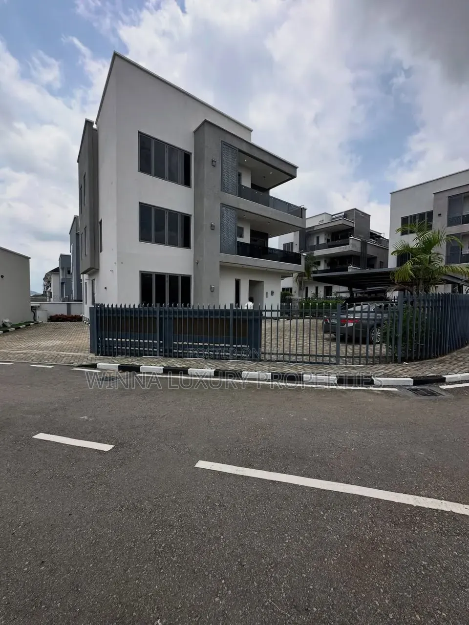 6bdrm Mansion in Wuye Main for sale in Wuye