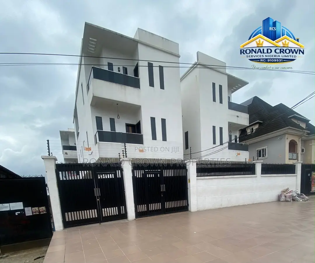 6bdrm Duplex in Apple Junction for sale in Apple Junction