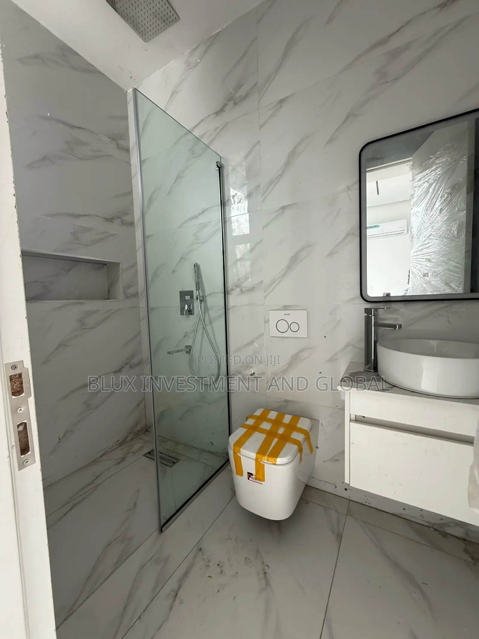 2bdrm Apartment in Lekki Phase 1 for sale in Lekki Phase 1