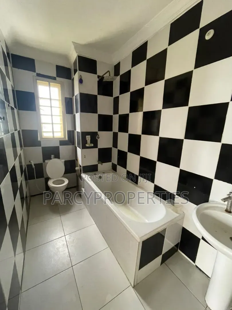 Furnished 3bdrm Apartment in Lekki Expressway for rent in Lekki Expressway