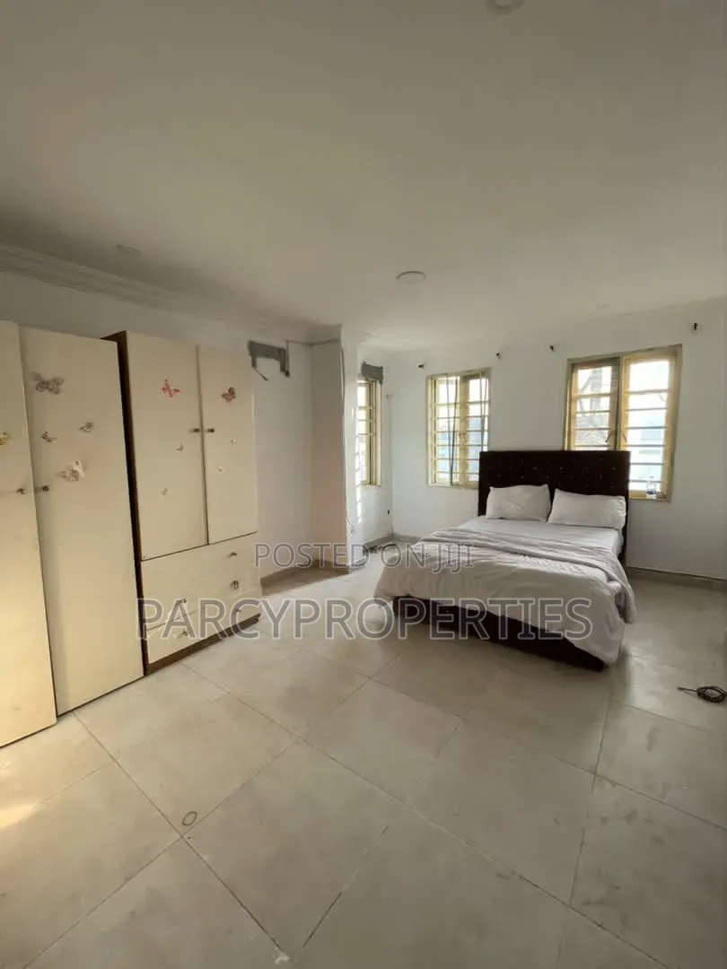 Furnished 3bdrm Apartment in Lekki Expressway for rent in Lekki Expressway