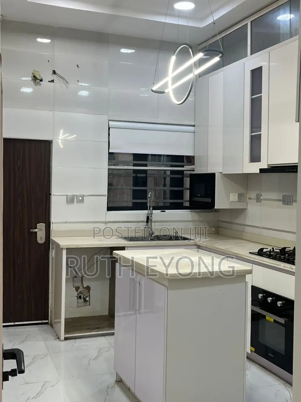 4bdrm Duplex in Chevron Lekki Lagos for sale in Chevron