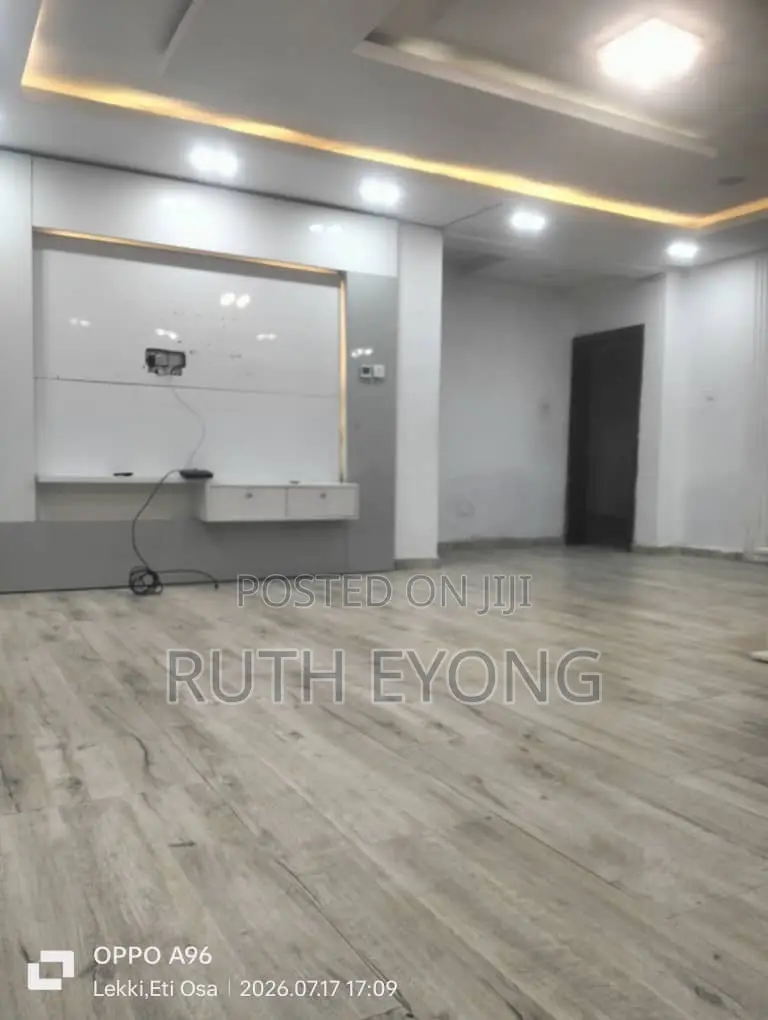 3bdrm Apartment in Ologolo Lekki Lagos for sale in Ologolo