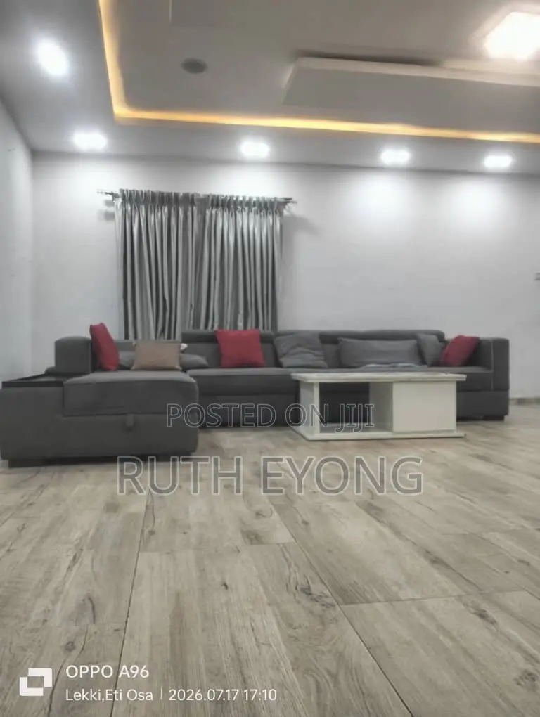 3bdrm Apartment in Ologolo Lekki Lagos for sale in Ologolo