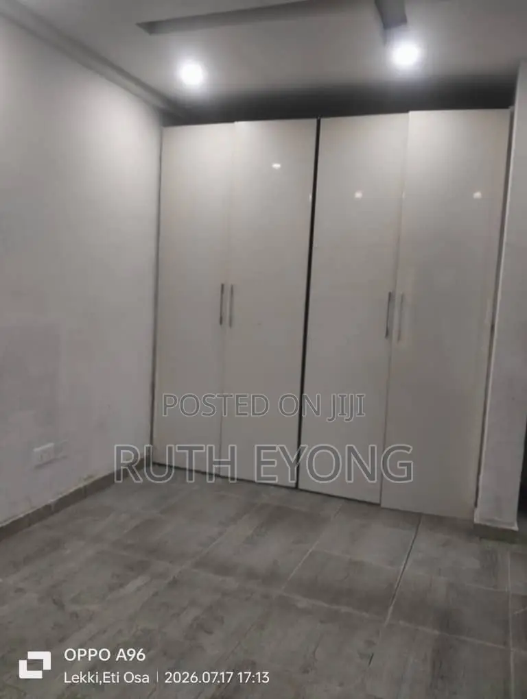 3bdrm Apartment in Ologolo Lekki Lagos for sale in Ologolo