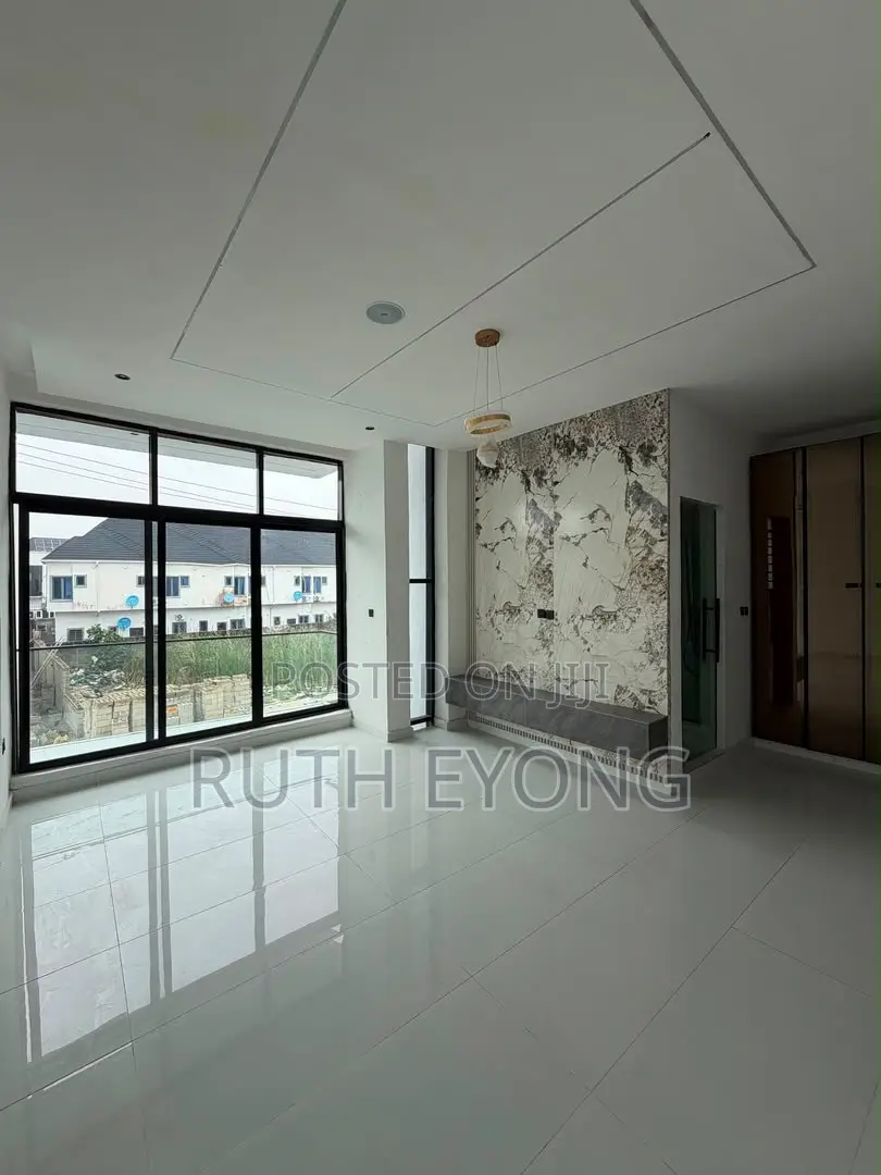 4bdrm House in Ikota for sale in Ikota