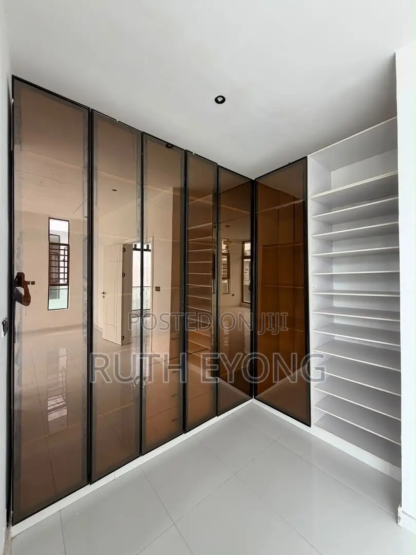 4bdrm House in Ikota for sale in Ikota