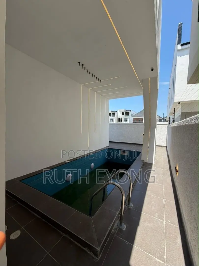 5bdrm Duplex in Orchid, Lekki Phase 1 for sale in Lekki Phase 1