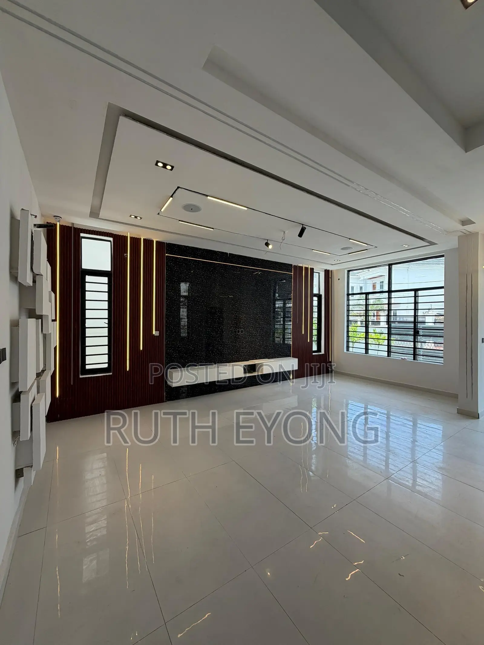 5bdrm Duplex in Orchid, Lekki Phase 1 for sale in Lekki Phase 1